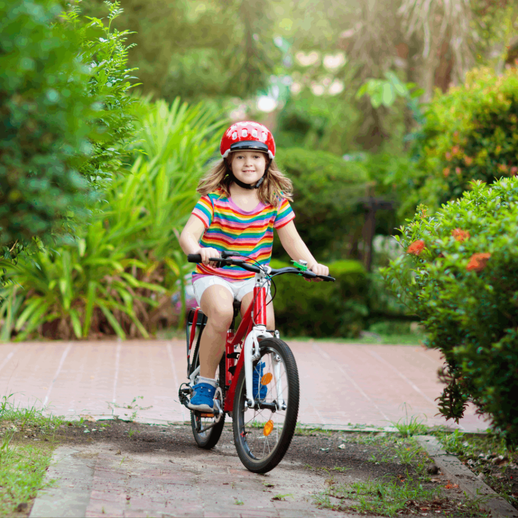 Home Modern 41 Happy Family - Light House Properties 10