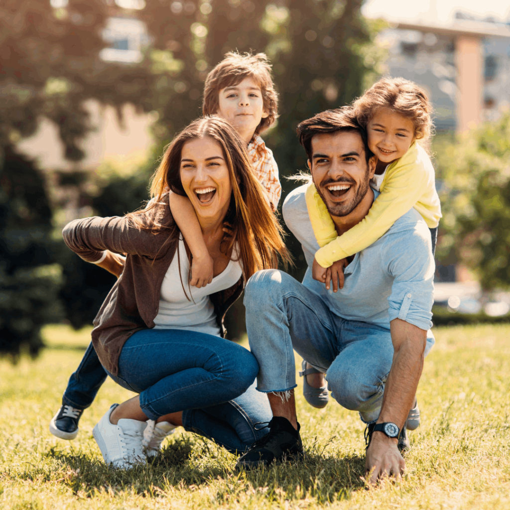 Home Modern 45 Happy Family - Light House Properties 14